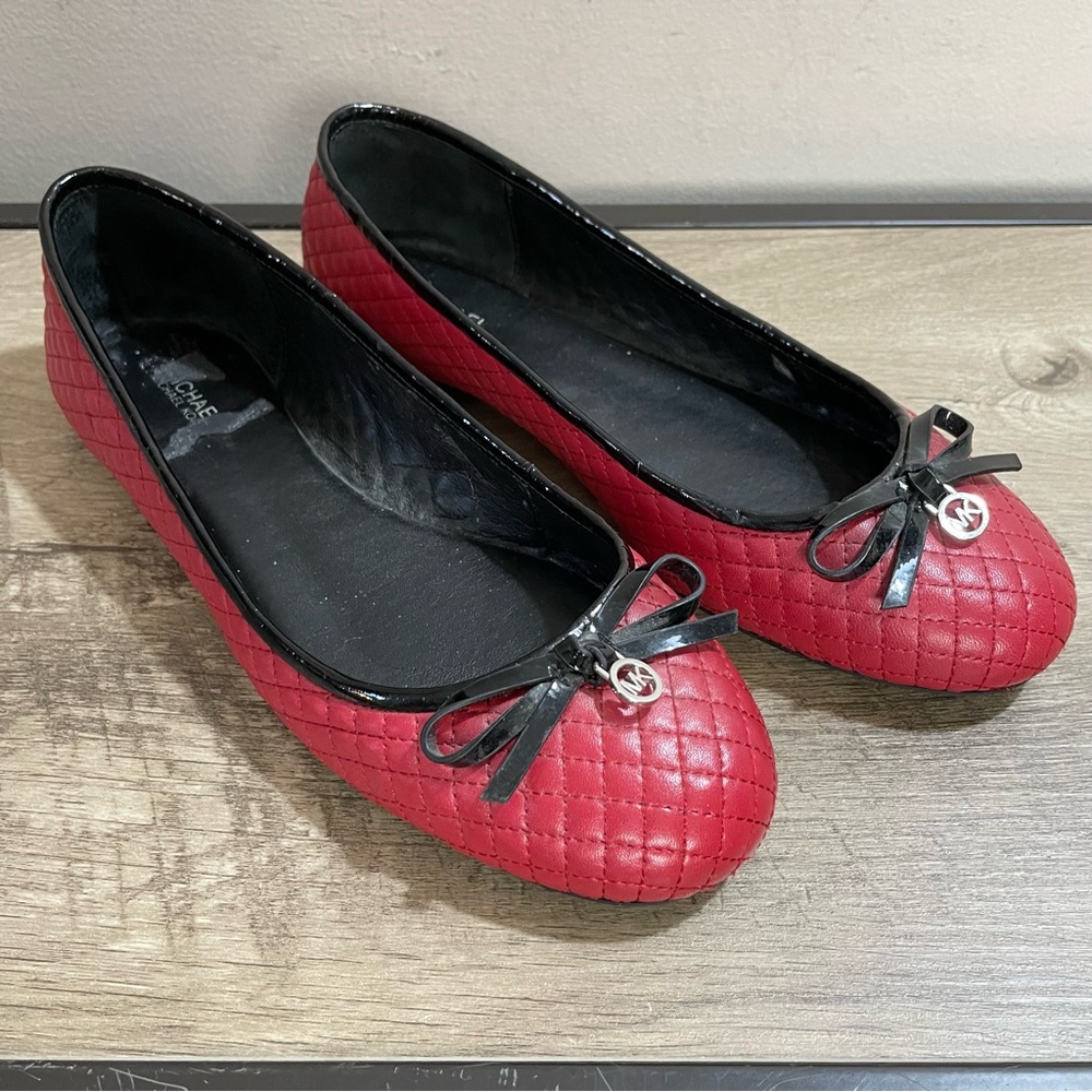 Women's MICHAEL KORS Red QUILTED Leather MELODY Bow Toe BSALLET Designer FLATS 9